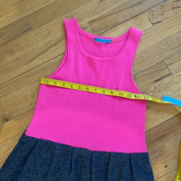 Alice + Olivia
Fuchsia and Grey Cashmere Wool Casual Dress - Picture 10 of 16